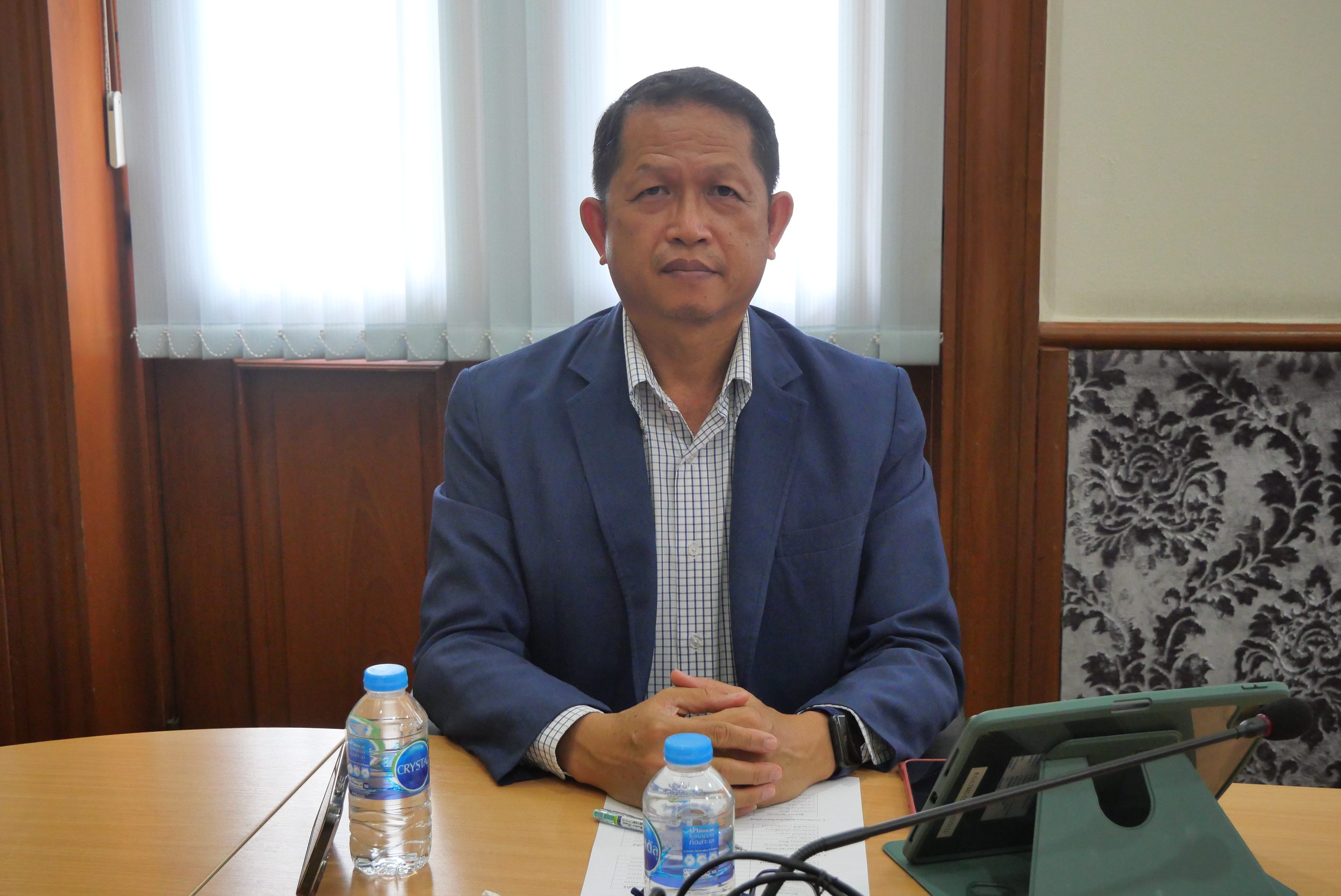 title - คณะผู้ตรวจราชการกรม ประชุมพิจารณาการคัดเลือกรางวัลให้กับ ส.ป.ก.จังหวัด สำหรับทีมผู้ตรวจราชการกรม ส.ป.ก. 